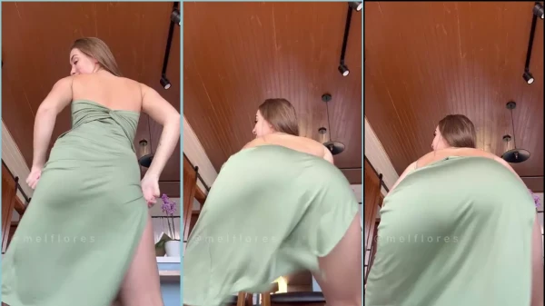 Hot honey flowers in video all peladinha