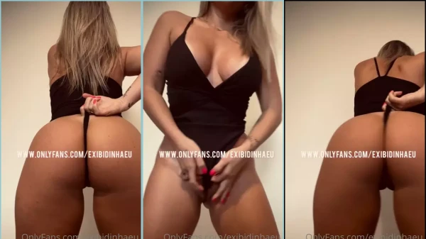 Hot video of the little swimsuit