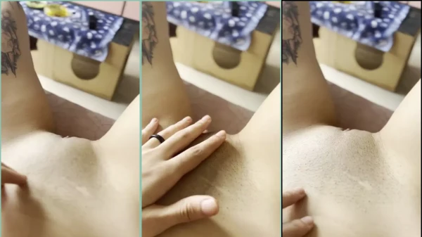 Janys in erotic video running hands in the pussy
