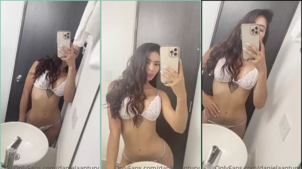 Sensualizing in the mirror with Daniela Antury