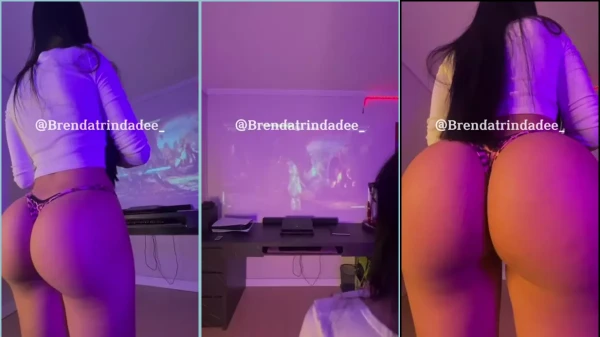 Brenda Trindade hot ass