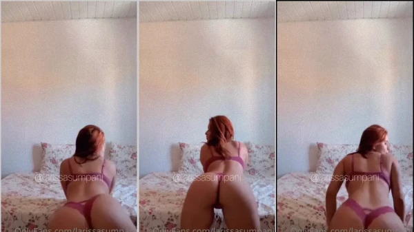 Larissa Sumpani swinging the butt