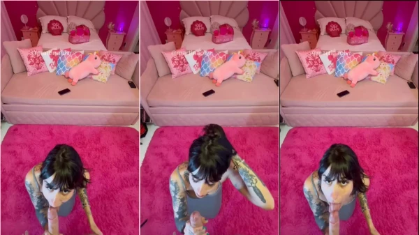 Martina Olvr was horny and got tasty