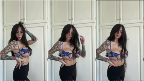 Flag of the hot Alex Mucci showing off