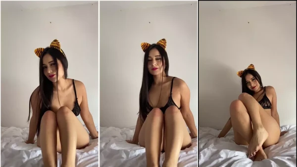 Hot video brunette laura natali in bed sensualizing