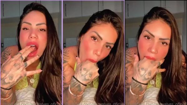 PUTA ANNY ALVES biting all horny