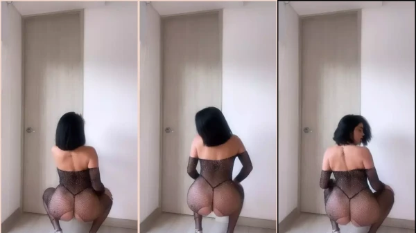 Natalia Torres in Black Lingerie Video Dancing Sensually