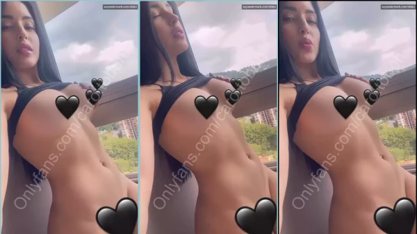 Carolina tobon naked in the apartment window taking a sun