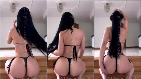 Carolina Tobon all naughty sitting tasty