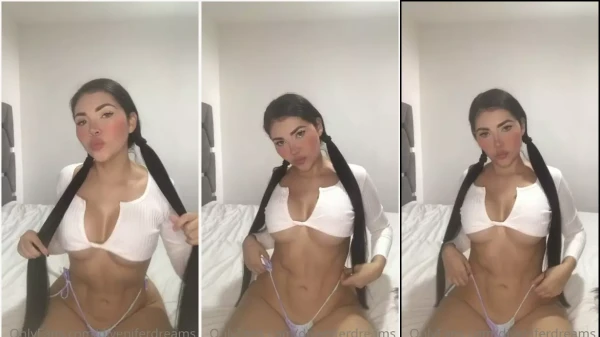 DJ Yenifer Dreams Putinha in Free Porn Showing Fitness Body